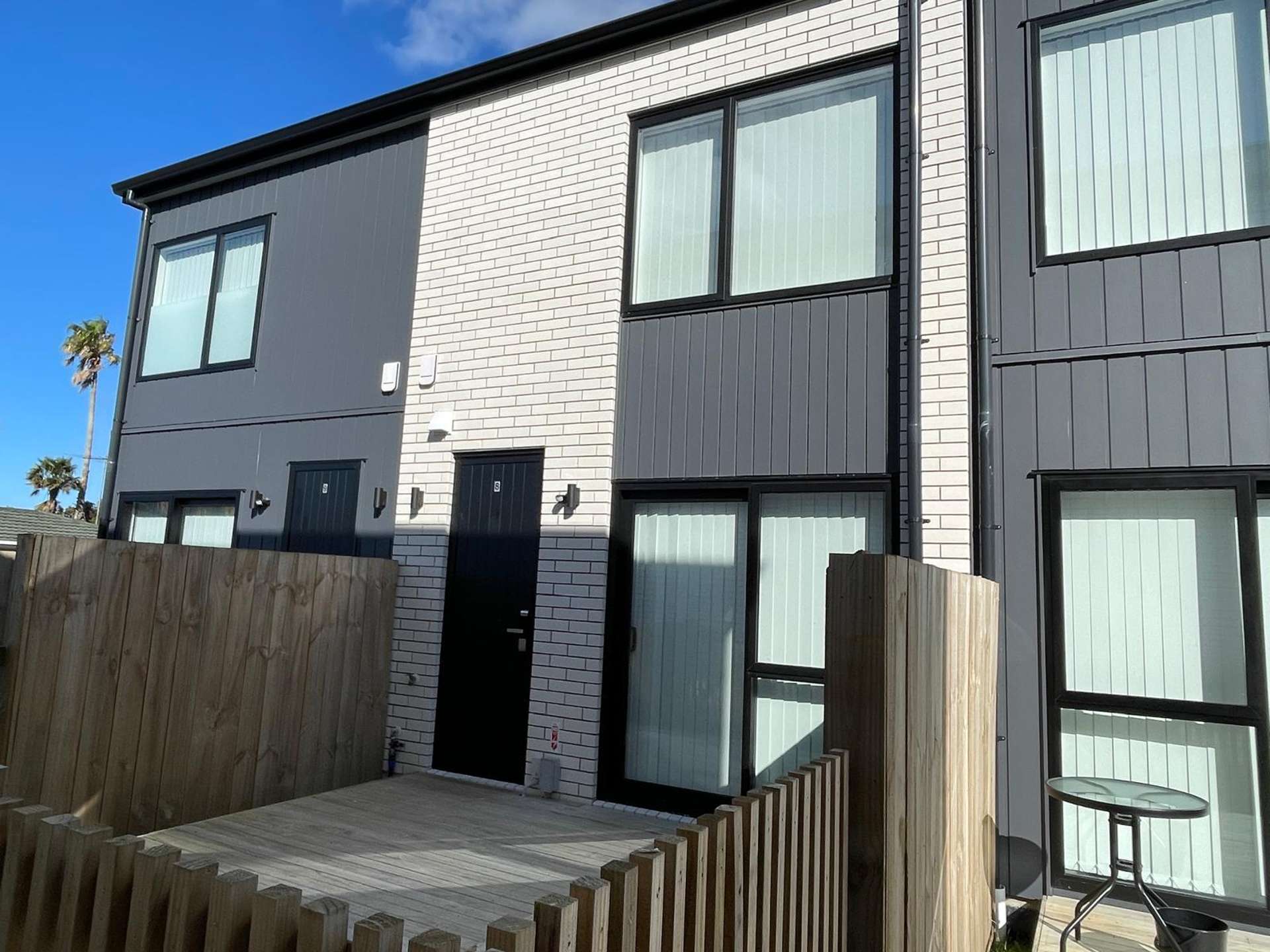 8/7 Broadview Place Howick_0