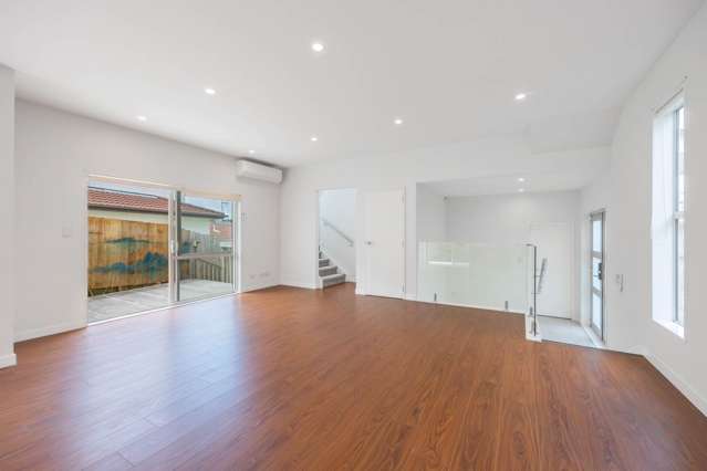 5A Lyttelton Avenue Forrest Hill_2