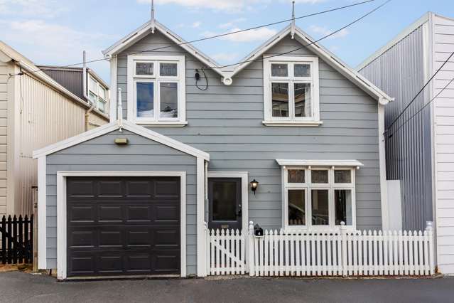 RENOVATED MT VIC GEM