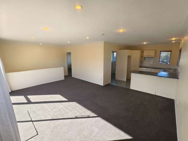 1/27 Kerswill Place Pakuranga_2