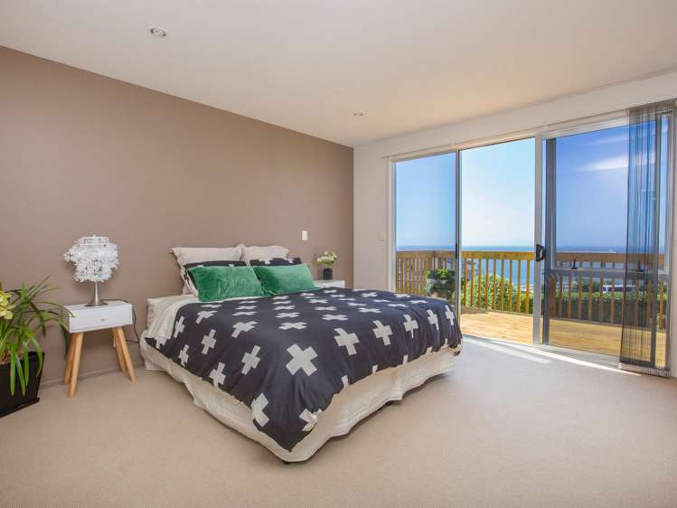 37 Lax Crescent Leigh_11