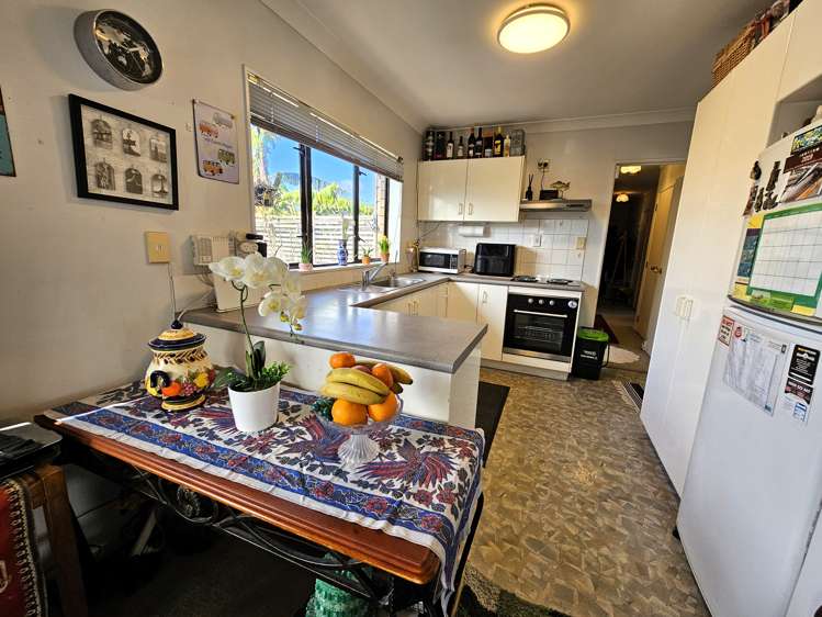 58 Bodi Place Te Atatu South_5