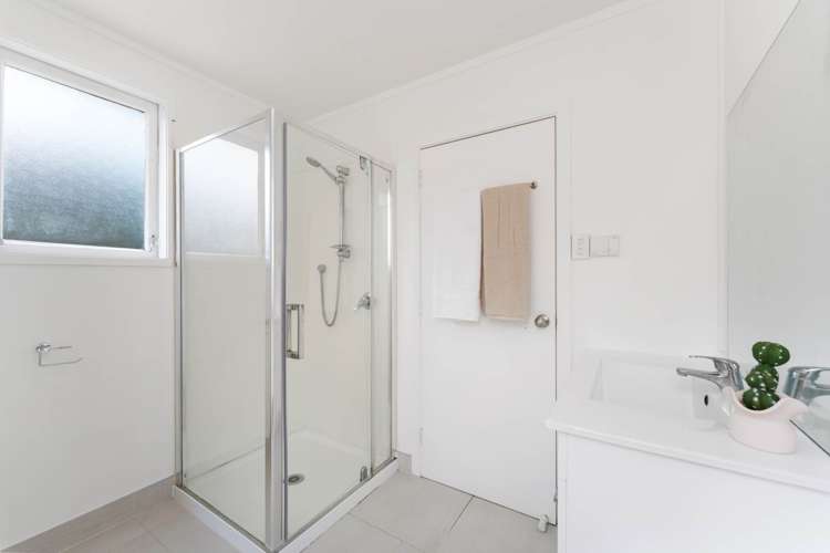 32 Hardington Street Onehunga_19