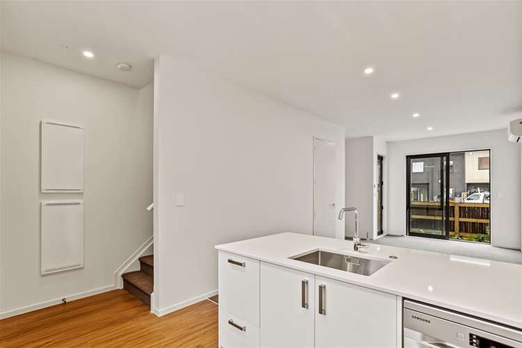 7 Auster Lane Hobsonville_5