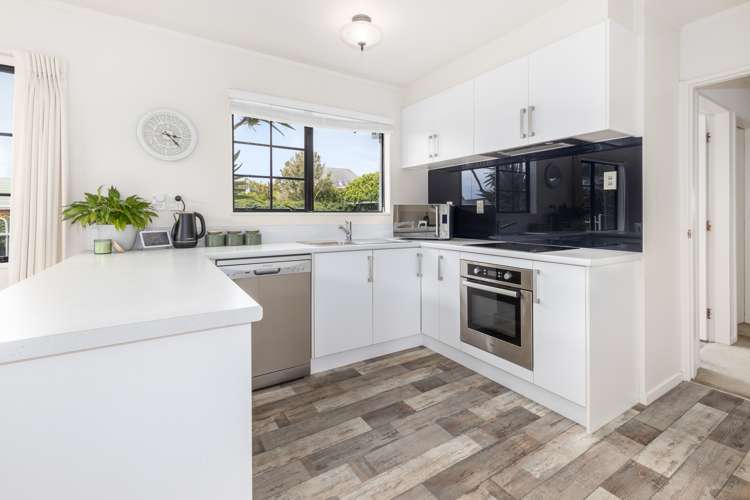 129 Seaview Road Paraparaumu Beach_7