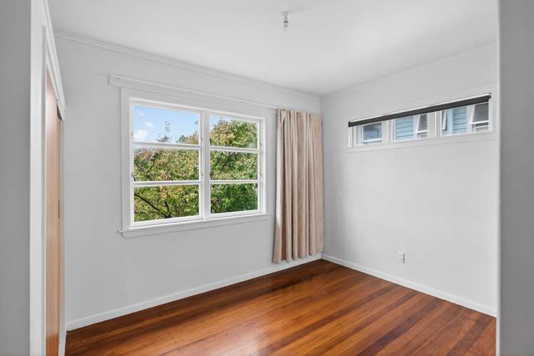 51 Douglas Street Okitu_9