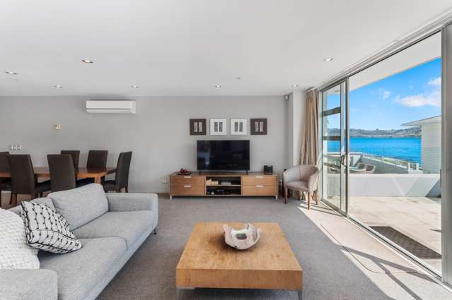 5/2 Lowell Place Waipahihi_1