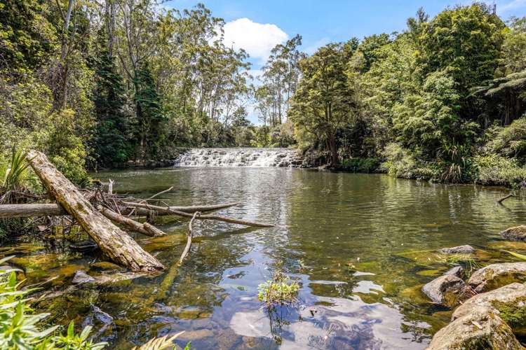 111 Riverstream Drive Waipapa_22