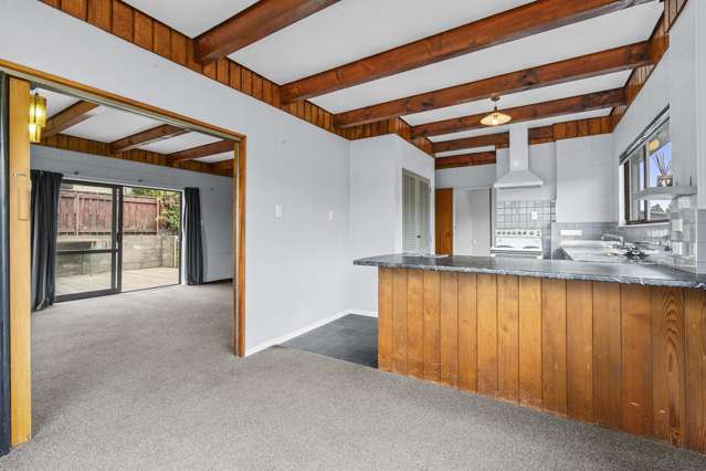 MOTIVATED VENDORS - OFFERS INVITED