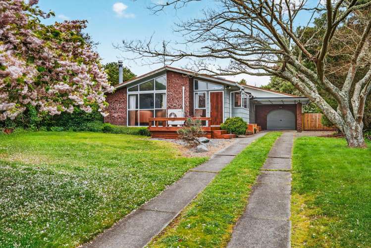 84 Hinemoa Avenue Taupo_18