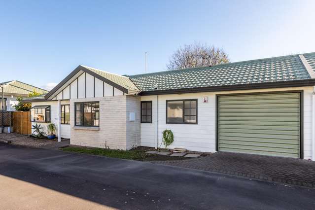 Sunny, Secure, and Superbly Located