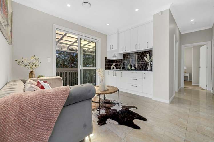 16 Evelina Lane Flat Bush_17