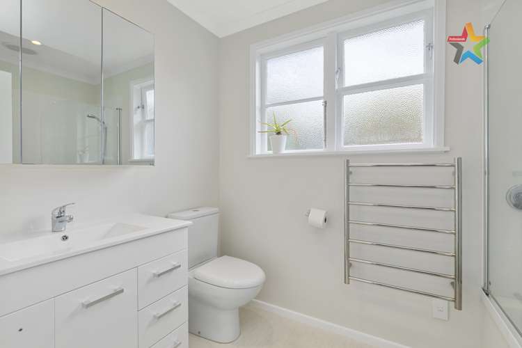 27 Chapman Crescent Naenae_9