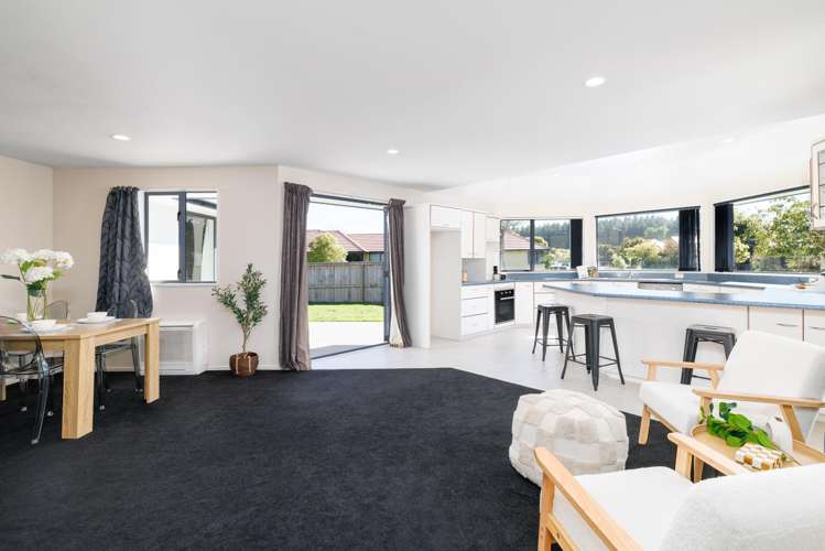 1 Courtfield Close Parklands_2