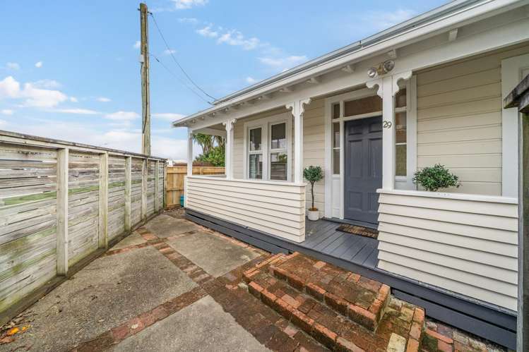 29 Victoria Street Alicetown_27