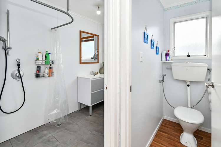 14 Seaward Place Wattle Downs_14