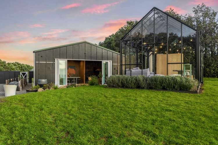 216 Constable Road Muriwai Beach_20