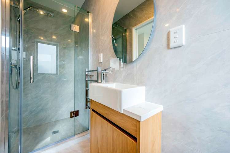 6/21 Peachgrove Road Te Atatu Peninsula_15