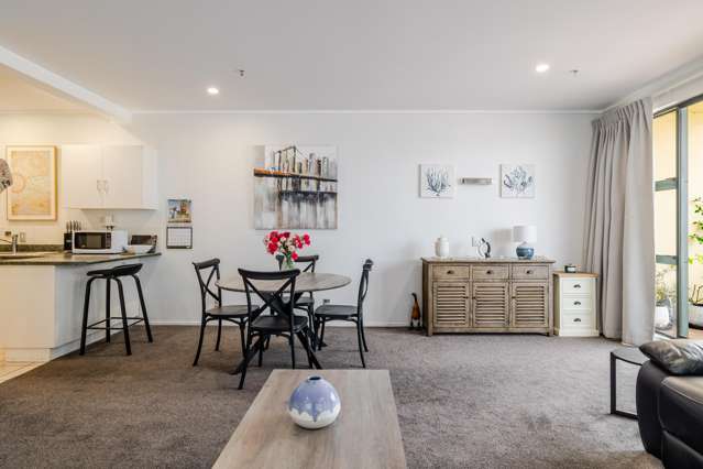 3F/6 Queen Street Palmerston North Central_3
