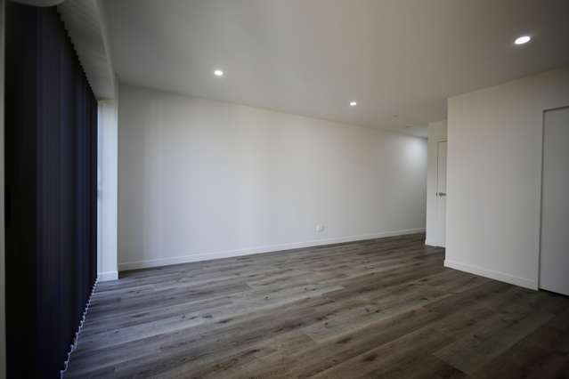 2/1 Ainsdale Place Manurewa_1