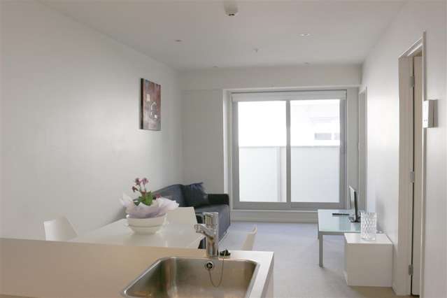 1206/72-82 Taranaki Street 2185_1