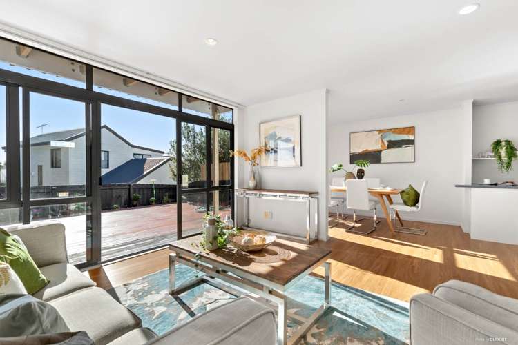 16/61a Birkdale Road Birkdale_2