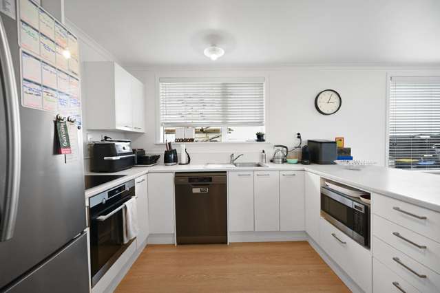10 Robertson Place Rukuhia_2