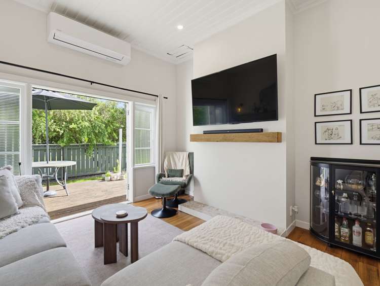 15 Roberts Avenue_5