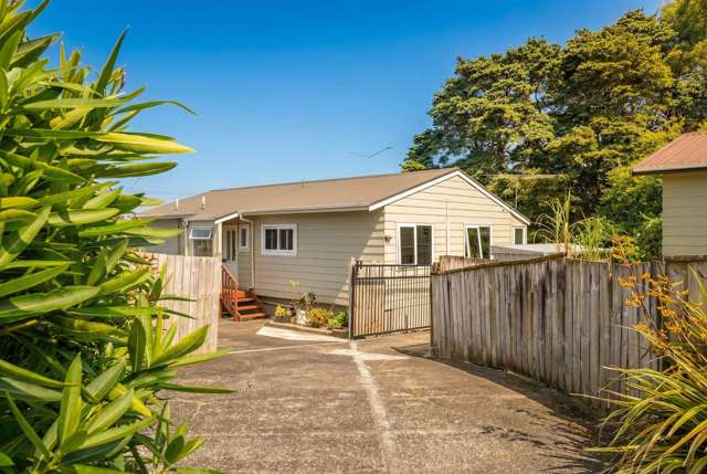 5/17A Idesia Place Totara Heights_2