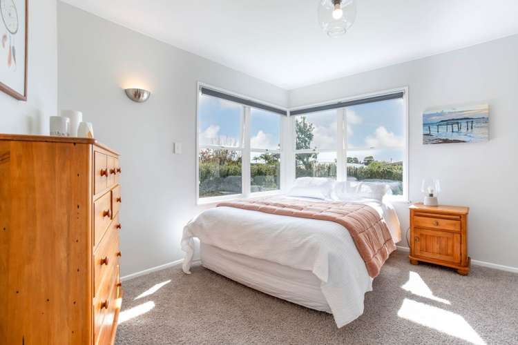 44 Merani Street Belmont_14