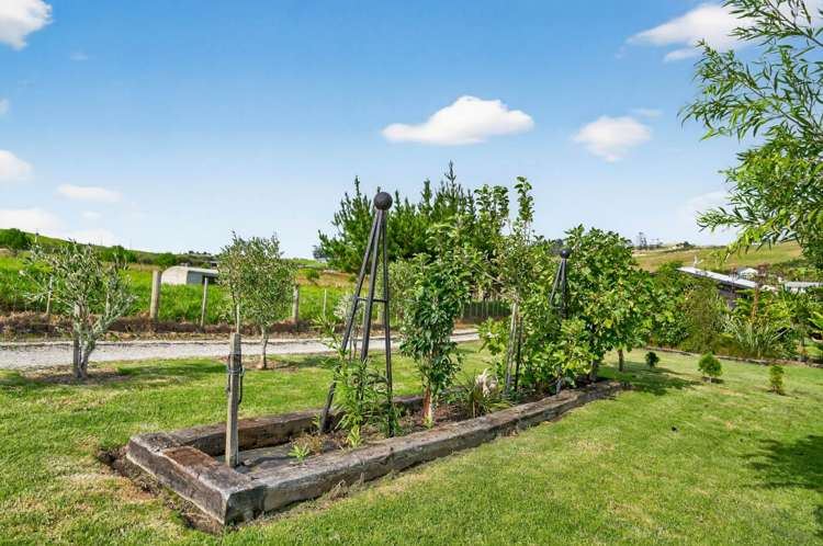 45 Brown Road Kaiwaka_19