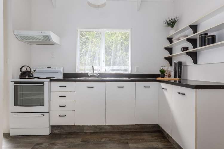 2/54 Hungerford Road Houghton Bay_12