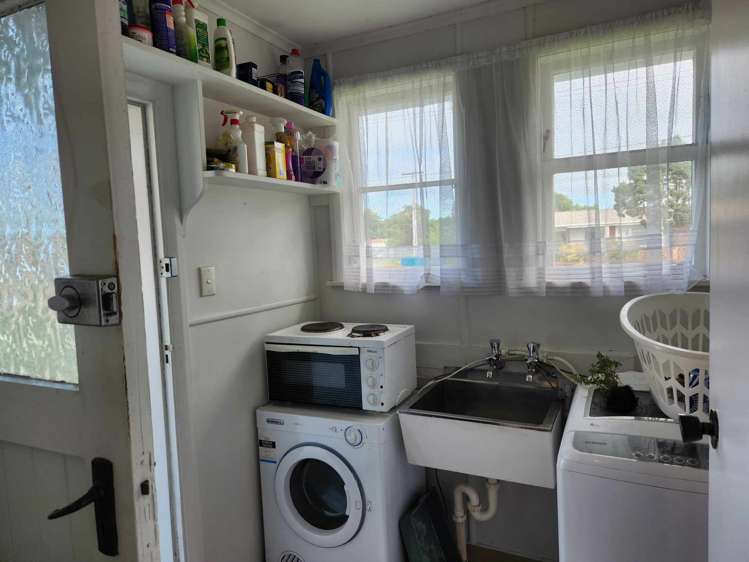 767 Childers Road Elgin_10