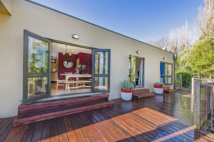 76 Moffat Drive Lincoln_11