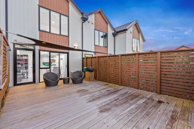 6 Orca Drive Stanmore Bay_3