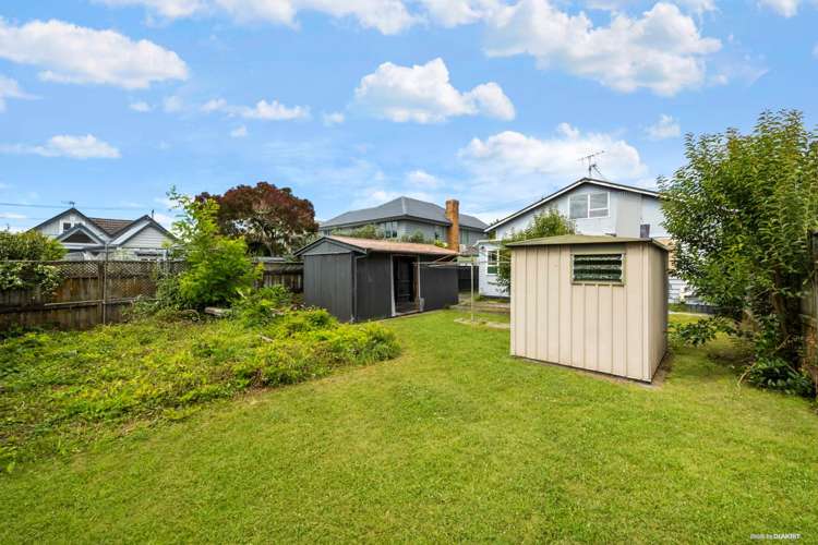 26 Cornwall Park Avenue Epsom_8