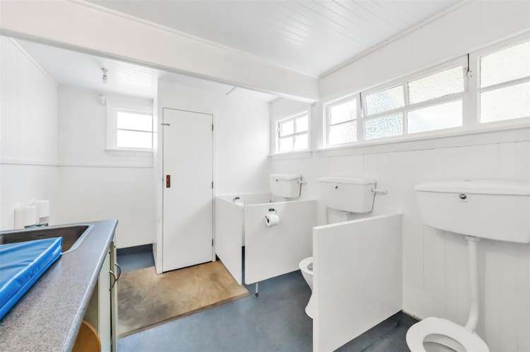 41 North Avon Road Richmond_16