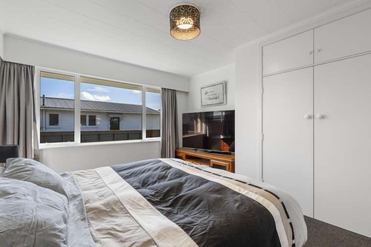 135 Brecon Road Stratford_21