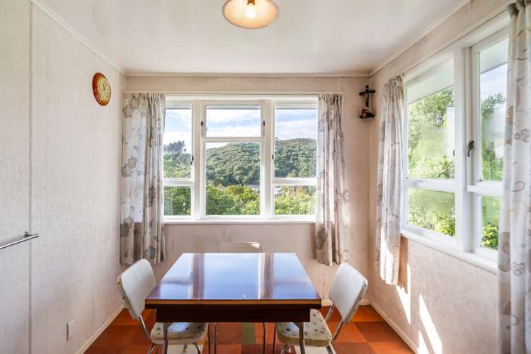 125 Sievers Grove Cannons Creek_9