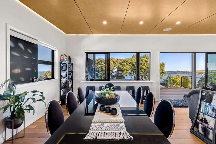 57 Hawaiian Parade Arkles Bay_8