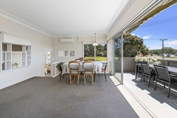 2 House Avenue Mangere Bridge_9