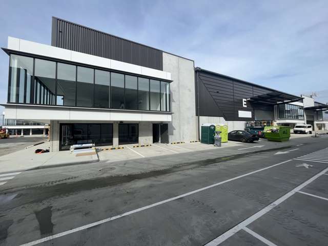 Unit E&F/8 Chonny Crescent Wiri_1