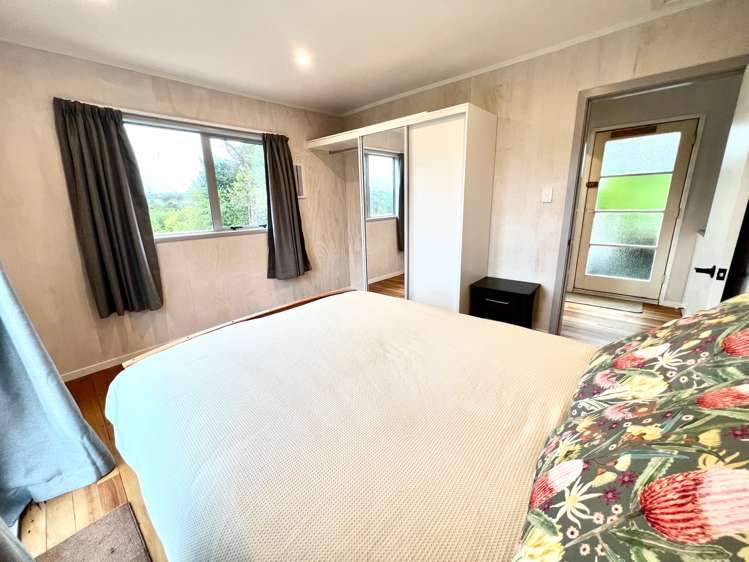 4 Upper Cross Street Raglan_17