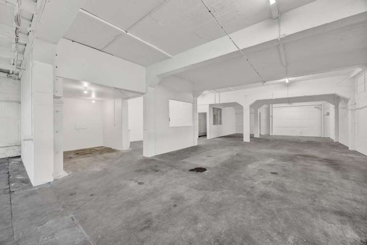 195 Devon Street East New Plymouth Central_19