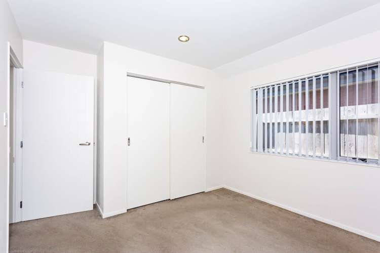 15/68 Fonteyn Street Avondale_5