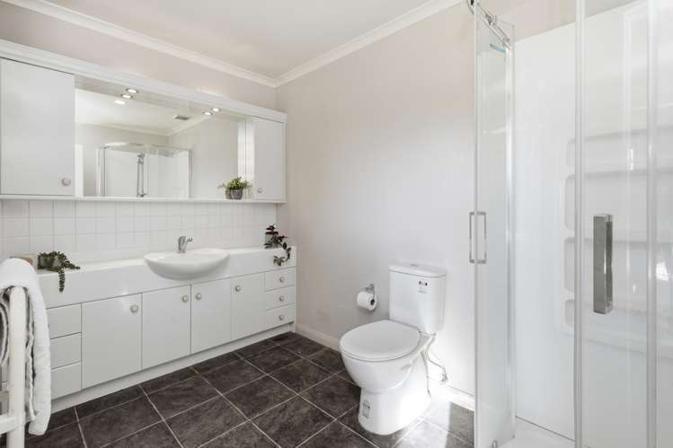18 Hastings Street Southbridge_14