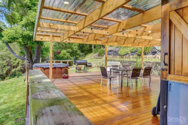 235 No 2 Line Okoia_4