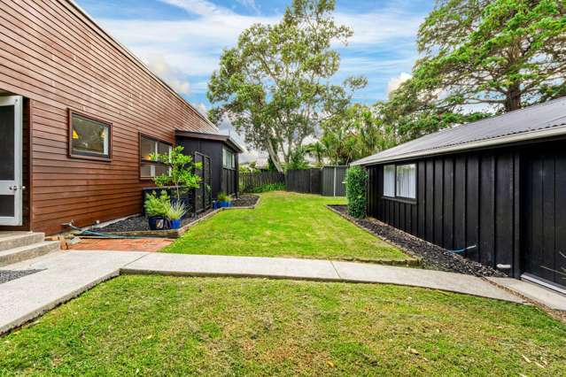 279 Royal Road Massey_3