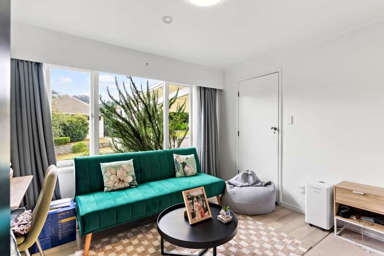 10 Woodhouse Avenue Karori_17