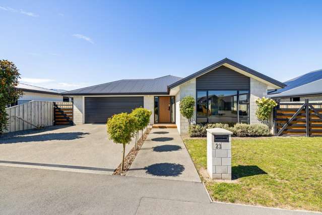 Stylish, spacious home in a thriving neighbourhood